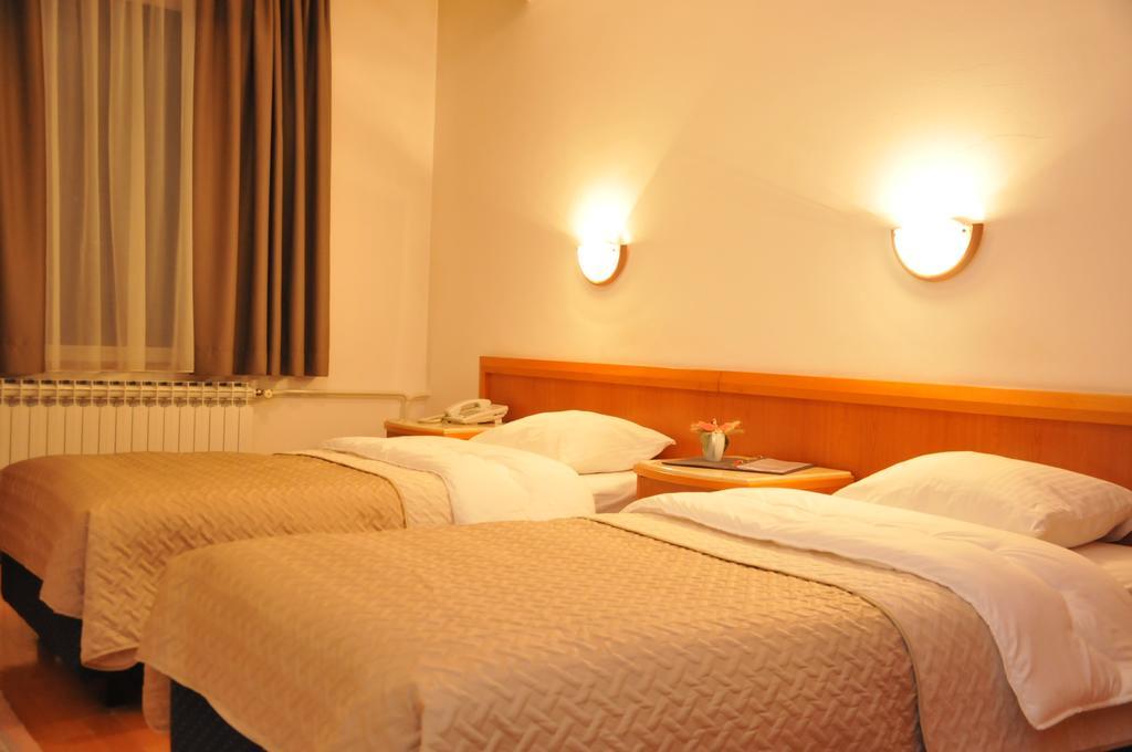 Hotel Terex Naselje Starosjedilaca Zewnętrze zdjęcie